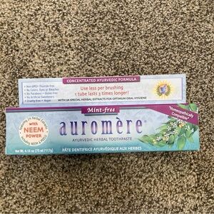 Auromere Ayurvedic Herbal Toothpaste, Mint Free Vegan Natural, Non GMO 4.6OZ NEW